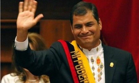 Rafael Correa toma posesión de la presidencia de Ecuador