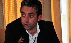Un “out” para el monopolio tecnológico