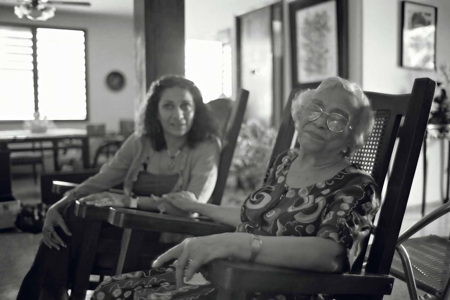 Melba Hernández Rodríguez del Rey • Trabajadores