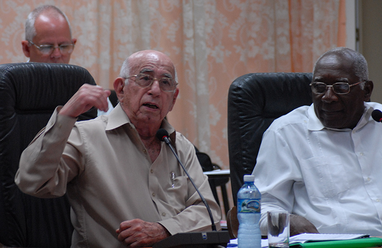 Machado Ventura at the National Union of Health Workers Conference.