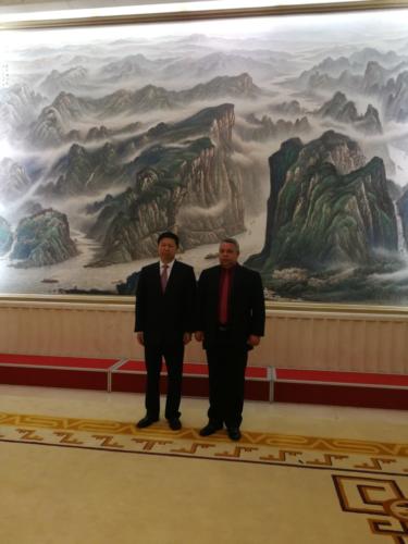   Ulises Guilarte De Nacimiento, General Secretary of the Central Workers' Union of Cuba with Minister Song Tao of the International Department of the Central Committee of the Chinese Communist Party. Photo: Courtesy of the Cuban Embbady in the Republic of China 