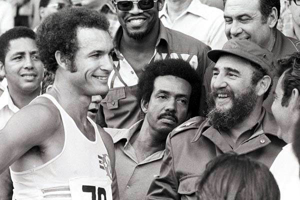Juantorena y el líder histórico de la Revolución, Fidel Castro Ruz. Foto: archivo INDER