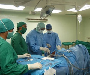 Las cirugías demostrativas formaron parte del evento científico. Foto: Cortesía del Simposio