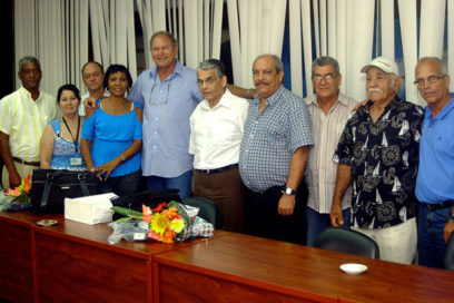 Acoge el INDER a trabajadores homenajeados este Primero de Mayo