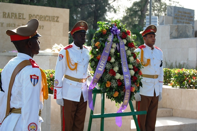 Ofrenda floral del Comandante en Jefe Fidel Castro Ruz. Foto: Barreras Ferrán.