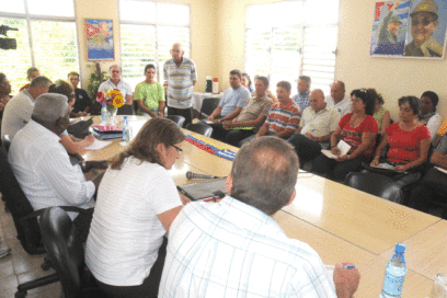 El barrio constituye la célula fundamental para edificar y transformar la vida