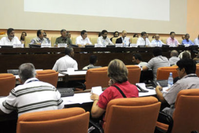 “Hacia un nuevo campo colombiano: Reforma rural integral”