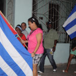 Trabajadores llegan en la madrugada al desfile por el 1ro de Mayo. La Habana. Cuba Foto: Roberto Carlos Medina
