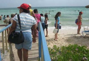 Cayo Coco, una de las instalaciones de campismo más visitadas cada verano en Cuba. Foto: José Luís Martínez Alejo 