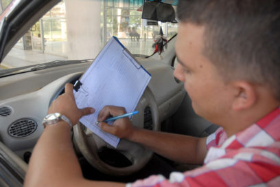 Con Permiso Especial y el reporte de combustible
