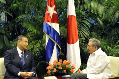 Recibió Raúl al ex primer ministro japonés Yoshiro Mori