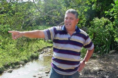 La única remuneración, el placer de servirle al pueblo