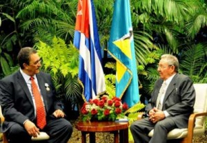 El General de Ejército Raúl Castro Ruz, Presidente de los Consejos de Estado y de Ministros, recibió a Kenny Davis Anthony, Primer Ministro de Santa Lucia