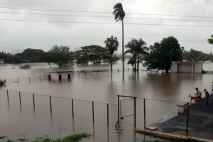 Zonas del poblado de Isabel Rubio en el municipio de Guane, muestran inundaciones debido a las intensas lluvias, en la provincia de Pinar del Río, Cuba, el 5 de junio de 2013.. Foto: Abel Padrón Padilla