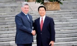 Miguel Díaz-Canel y el vicepresidente Li Yuanchao