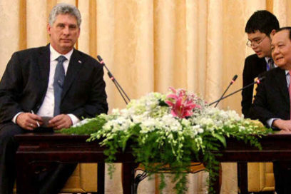 Impresionado vicepresidente cubano con lucha y avance de Vietnam