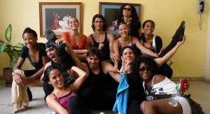 Parte del elenco de SOS Academia, la serie musical que estrenará Cubavisión. Foto: Sitio de la TVC