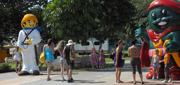 Según cálculos estimados, entre julio y agosto suman cerca de 100 mil los visitantes al parque Mariposa: Foto: Agustín Borrego