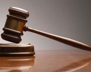 Con el número 310 este Decreto-ley, modificativo del Código Penal y de la Ley de Procedimiento Penal, aparece firmado por Raúl Castro Ruz, Presidente del Consejo de Estado