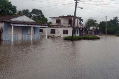 Recorrió jefe del Estado Mayor de la Defensa Civil zonas inundadas de Pinar del Río