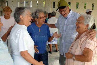 Estado cubano beneficia a más de un millón de pensionados