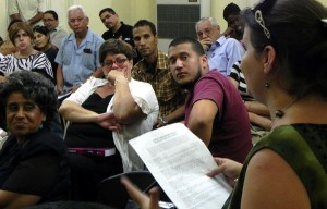 Dixi Edith, Subdirectora de la revista Muchacha, durante la conferencia de prensa donde se dio a conocer los resultados del Concurso periodístico 26 de Julio, en la sede de la Unión de Periodistas de Cuba (UPEC), en La Habana, el 2 de julio de 2013. Foto: Tony Hernández Mena