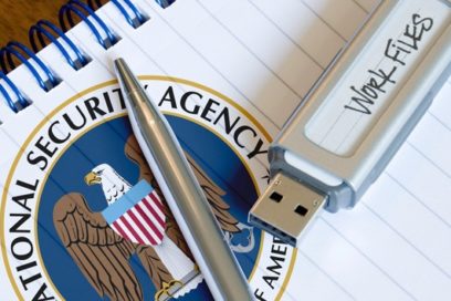 «Uno debe saber mentir para trabajar en la NSA»