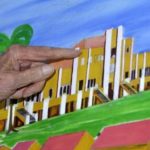 Fidel detalla cuadro pintado por Chávez del Cuartel Moncada, Foto: Estudio Revolución