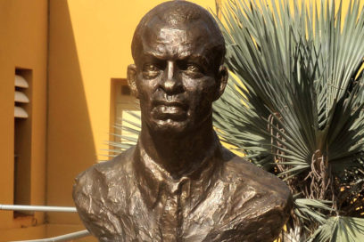 Un busto para recordar al hombre que salvó a Fidel Castro (+ FOTOS)