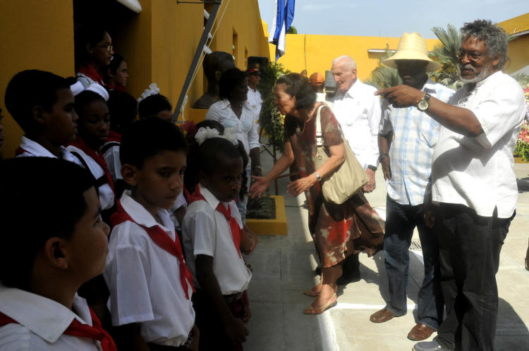 Develan busto de Pedro Manuel Sarría, el teniente del ejército de Batista que le salvó la vida a Fidel