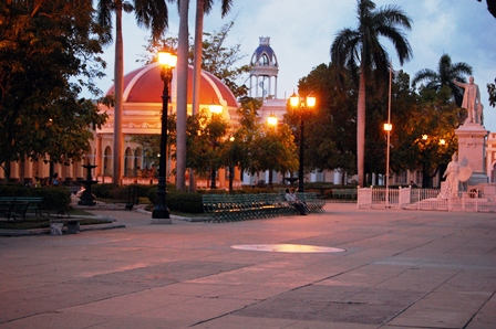 El céntrico parque José Martí fue escenario de variadas actividades. Foto: Barreras Ferrán.