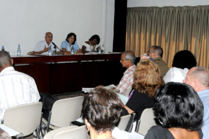 Puntualizan prioridades en la esfera industrial