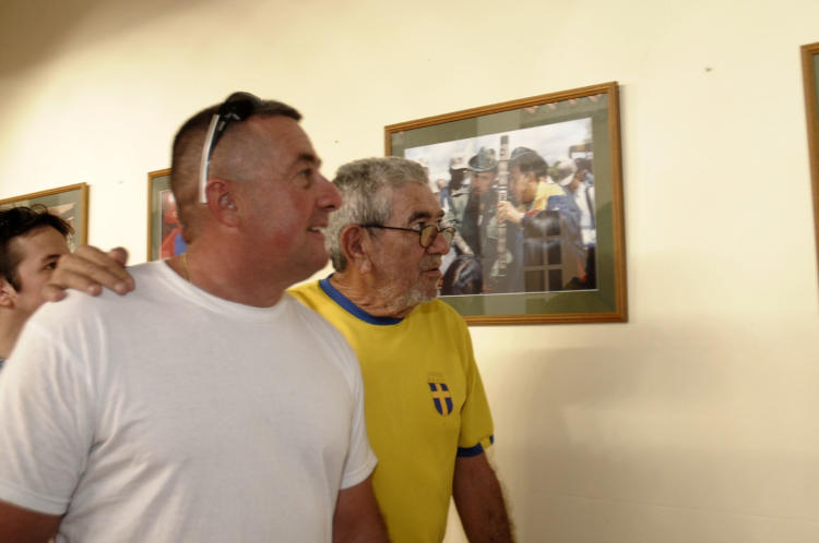 Javier Méndez, uno de las estrellas del béisbol cubano, participó tambien en el homenaje a Chávez. Foto: René Pérez Massola