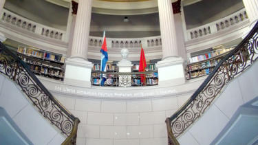 Interior de la Biblioteca Rubén Martínez Villena. Foto: César A. Rodríguez