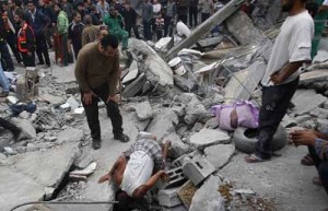 Para justificar su permanente agresión, el gobierno de Tel Aviv alega que es la respuesta al lanzamiento de cohetes de las milicias palestinas hacia el interior de Israel