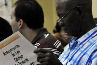 Consulta de Anteproyecto de  Ley Código de Trabajo: proceso único en el mundo