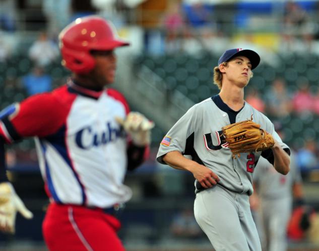 2do juego del tope entre los equipos nacionales de EE.UU. y Cuba. Foto: Ricardo López Hevia