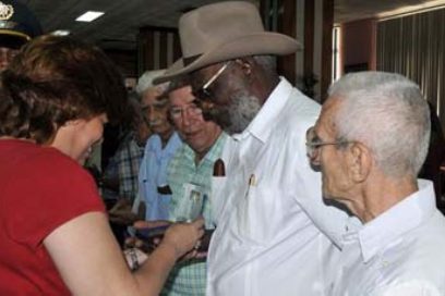 Honran a combatientes del Moncada y expedicionarios del Granma