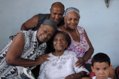 Para envejecer se necesita…