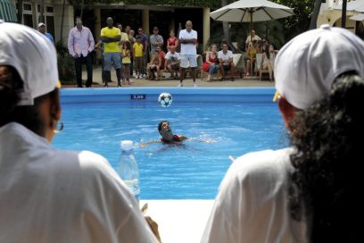 Cubano logra récord mundial de dominio del balón de fútbol (+ FOTOS)