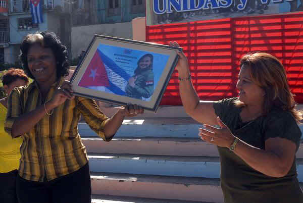 Dedicaron en el acto sentidas palabras a la Heroína de la sierra y el llano