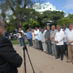 Acto de recordación al Grito de Libertad en América Latina, y colocación de ofrenda floral al prócer de la independencia del Ecuador, Eloy Alfaro, en la Avenida de los Presidentes, en el municipio de Plaza de la Revolución, en el que participaron Elio Gómez, vicepresidente del Instituto Cubano de Amistad con los Pueblos ICAP Y Jorge Rodríguez Hernández, embajador de Ecuador en Cuba.