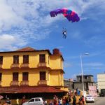 Durante la celebración se realizó la copa nacional de paracaidismo 13 de agosto