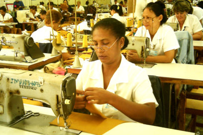 Mujeres que visten el futuro