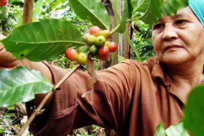 Mujer, federada, compromiso y amor