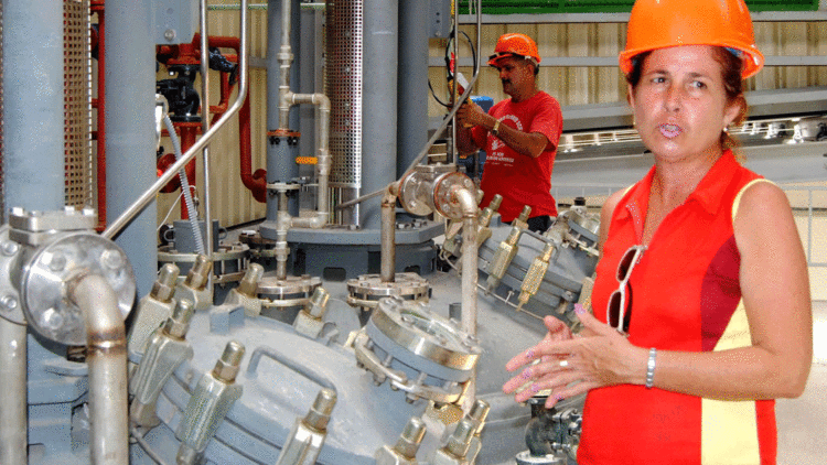 “Los trabajadores, determinantes en la arrancada por ser el principal recurso, ya fueron capacitados”, dijo Miroslava. Foto: Eduardo Pérez Broche