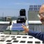 En la azotea de su casa, Luis Bérriz ha instalado el polígono experimental