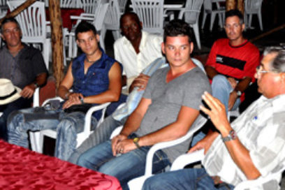 Afiliados a sección sindical de autos clásicos no quieren quedarse atrás