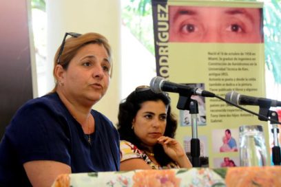 Esposa de uno de los Cinco llama a la juventud a defender la Revolución