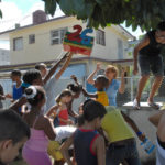 También tuvieron piñata. Foto: Agustín Borrego.